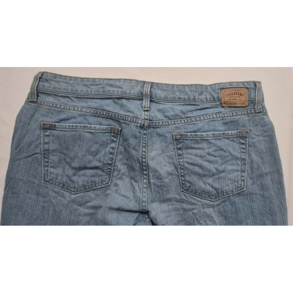 Levi Strauss signature low rise bootcut women's denim blue Jeans misses 16 Short